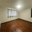 Spacious 1 -Bedroom upstairs floor