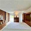 Large Room/Walk-In-Closet/Balconyy