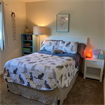 Female only cat friendly apartment!