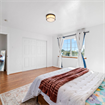 Bright 2 
Large rooms for rent