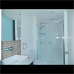 Ensuite in the heart of CBD