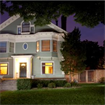 Large upper BR in single fam home