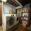 Looking for 2 roommates