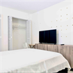 Midtow (Edgewater) private room