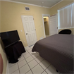 Master Room 5 min to Brickell