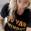 dee